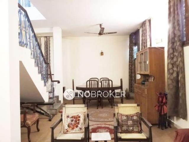 Flat for rent in Deri