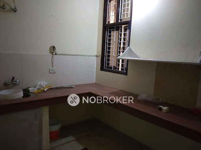 Flat for rent in Deri