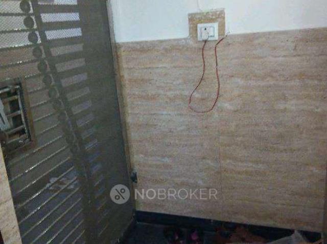 Flat for rent in West Delhi, Deri