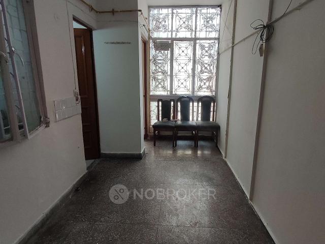 Flat for rent in Deri