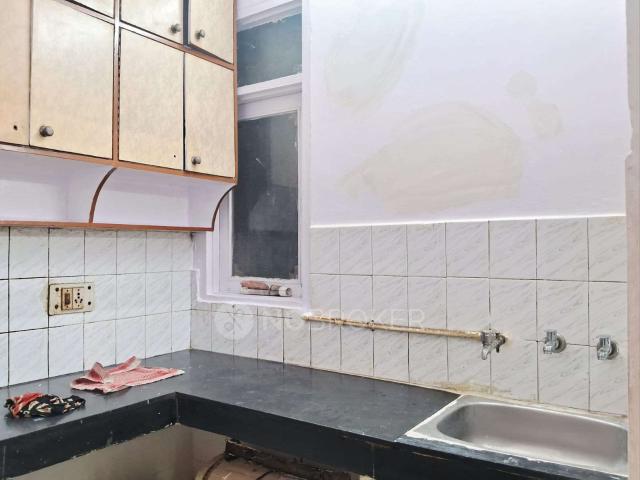 Flat for rent in Deri