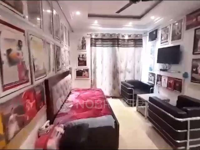 Flat for rent in Deri
