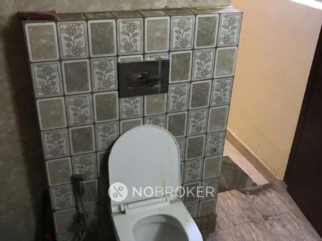 Flat for rent in Deri