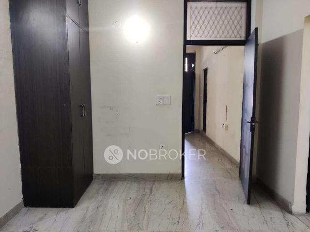 Flat for rent in Deri