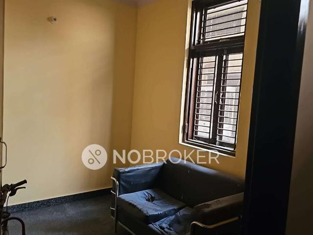Flat for rent in South West Delhi, Deri
