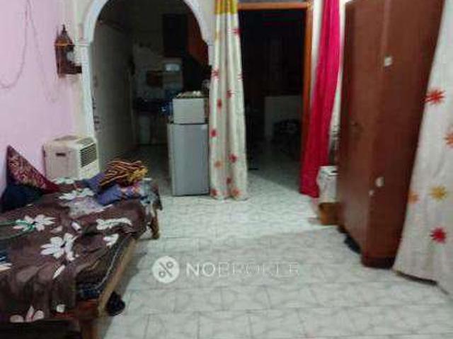 Flat for rent in South Delhi, Deri