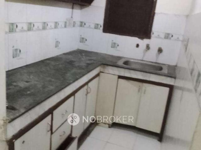 Flat for rent in South Delhi, Deri