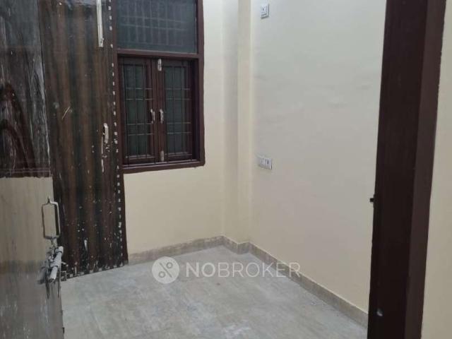 Flat for rent in East Delhi, Deri
