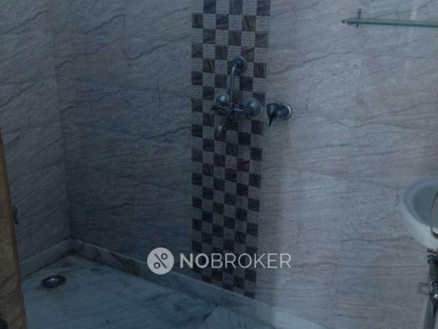 Flat for rent in Mayur Vihar, Delhi