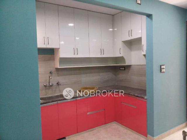Flat for rent in East Delhi, Deri