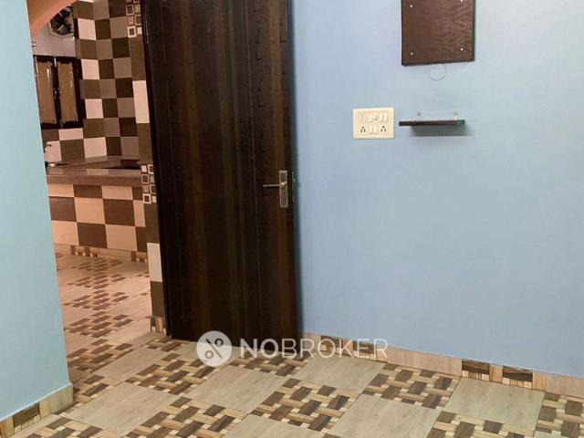 Flat for rent in Pocket 1, Delhi