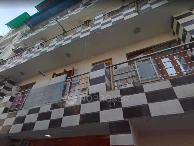 Flat for rent in West Delhi, Deri