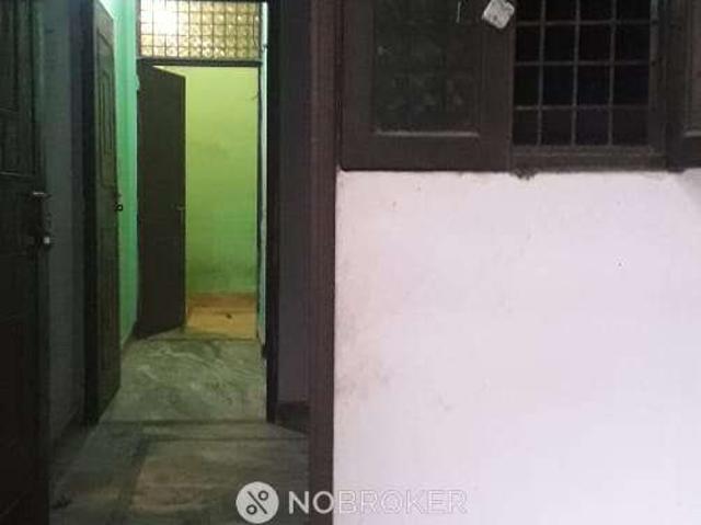 Flat for rent in Nawada, Delhi
