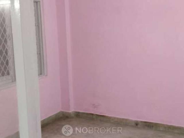 Flat for rent in Deri