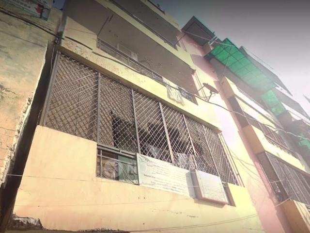 Flat for rent in South West Delhi, Deri