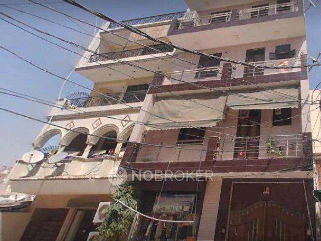 Flat for rent in Hariana