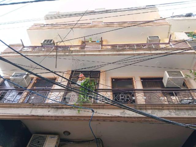 Flat for rent in North West Delhi, Deri