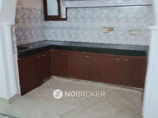 Flat for rent in South Delhi, Deri