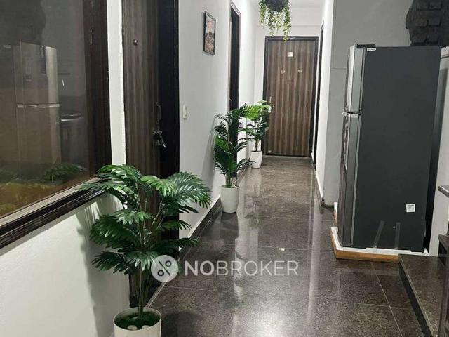Flat for rent in South Delhi, Deri