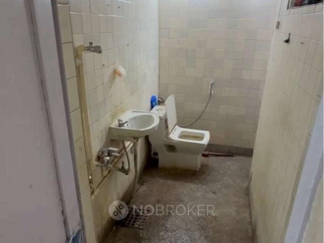 Flat for rent in Saket, Delhi