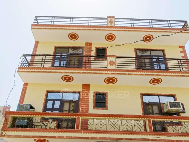 Flat for rent in Hariana