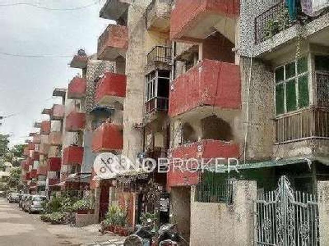 Flat for rent in Hariana