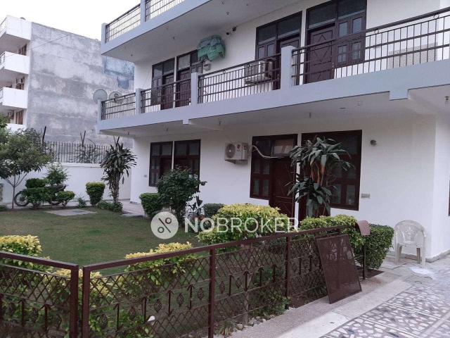 Flat for rent in Hariana