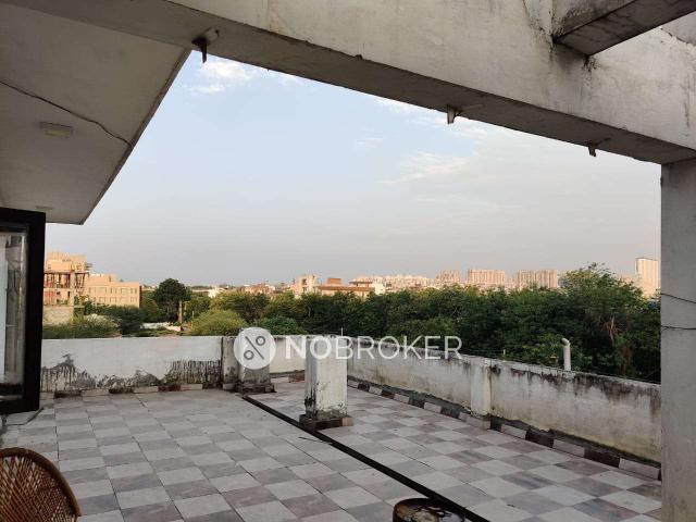 Flat for rent in Hariana