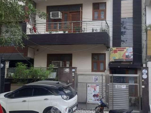 Flat for rent in Hariana