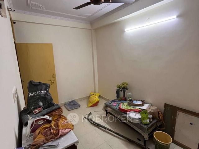 Flat for rent in Deri