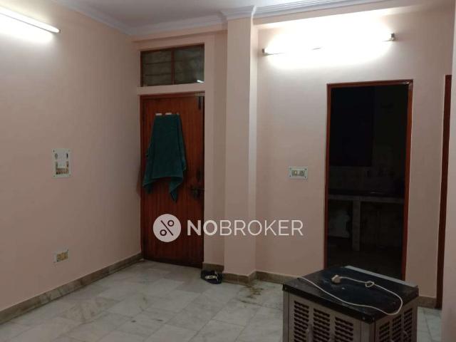 Flat for rent in East Delhi, Deri