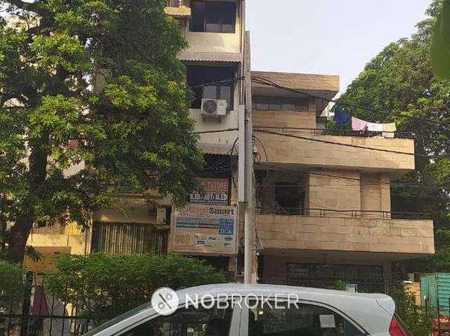 Flat for rent in North West Delhi, Deri