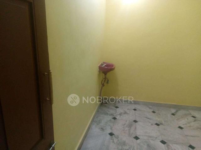 Flat for rent in Adyar, Tamil Nadu