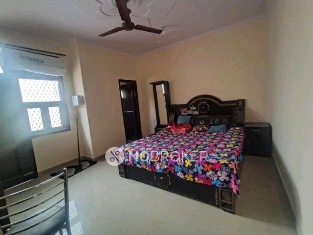 Flat for rent in West Delhi, Deri