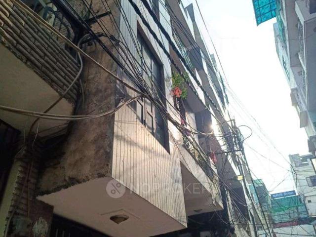 Flat for rent in South West Delhi, Deri