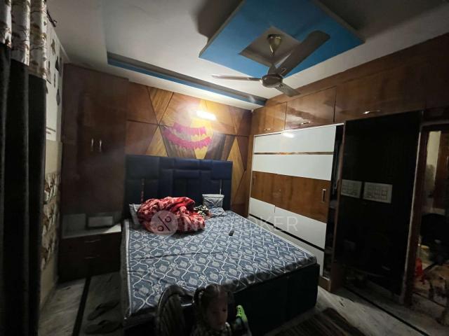 Flat for rent in West Delhi, Deri