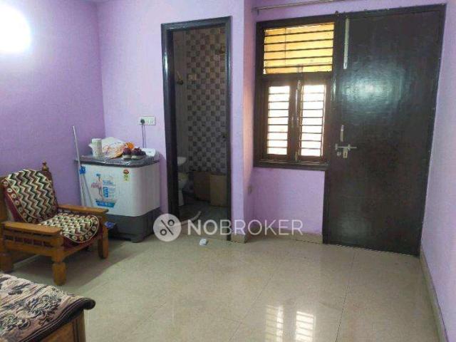 Flat for rent in West Delhi, Deri