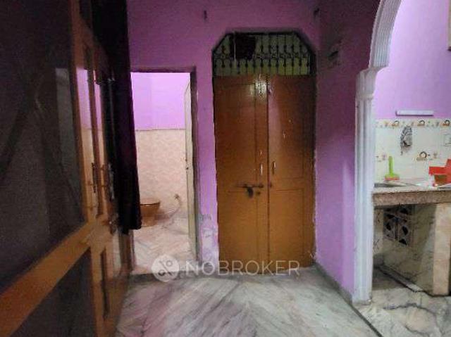 Flat for rent in West Delhi, Deri