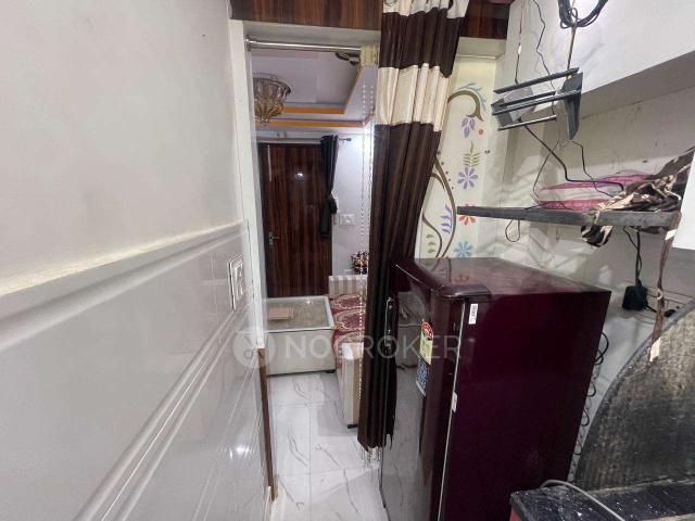 Flat for rent in West Delhi, Deri