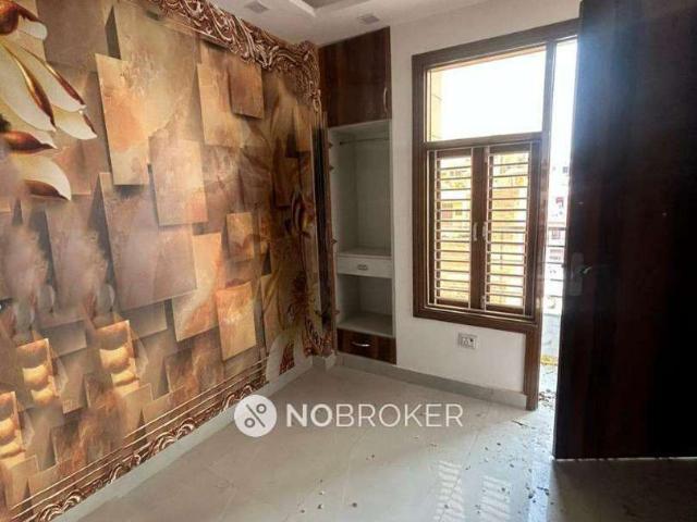 Flat for rent in West Delhi, Deri
