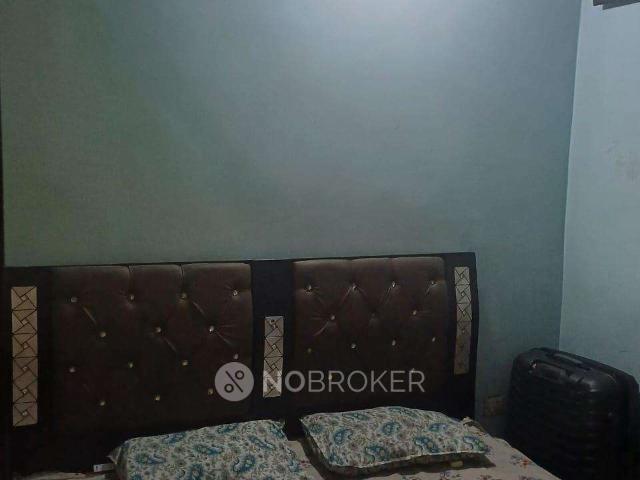 Flat for rent in West Delhi, Deri