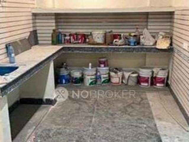 Flat for rent in Deri