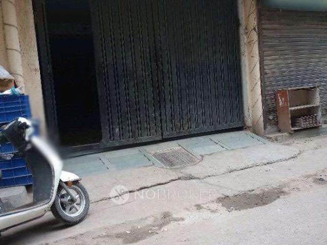 Flat for rent in South Delhi, Deri