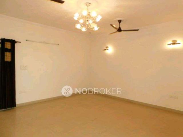 Flat for rent in South Delhi, Deri