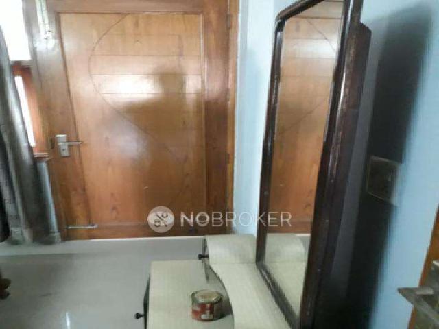 Flat for sale in West Delhi, Deri