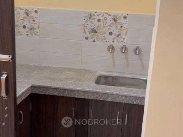 Flat for sale in Central Delhi, Deri