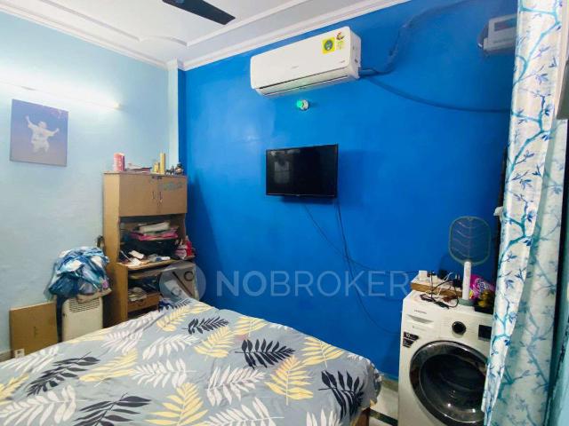 Property for sale in West Delhi, Deri