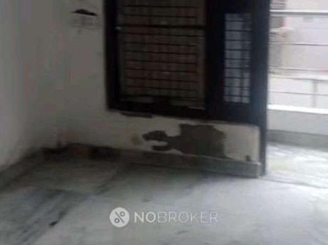 Flat for sale in West Delhi, Deri