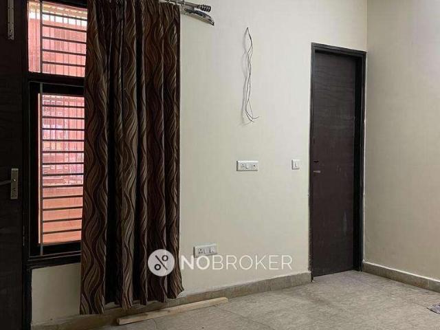 Flat for sale in West Delhi, Deri