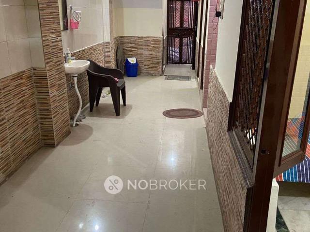 Flat for sale in Central Delhi, Deri